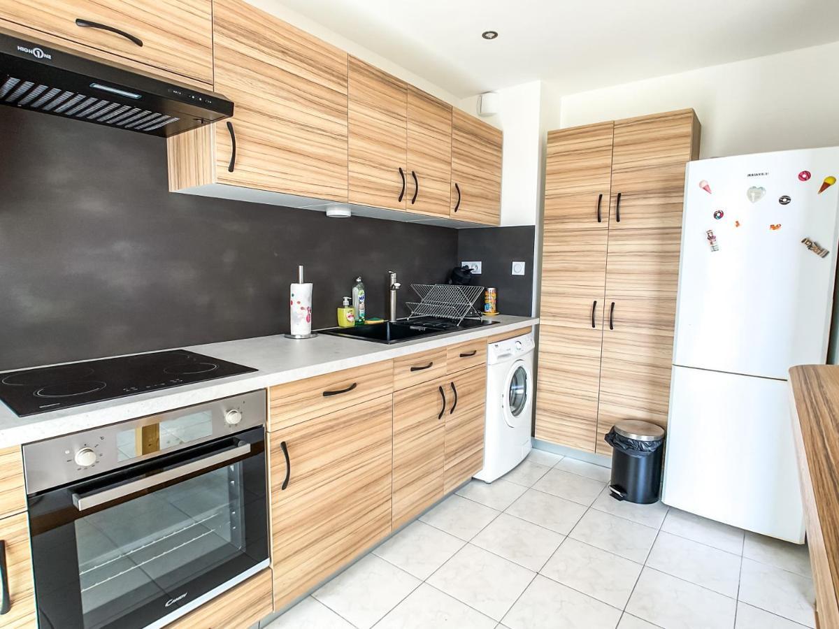 T2 Tout Confort Proche Centre Hyeres & Plages Экстерьер фото